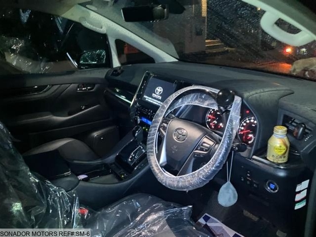 Toyota Alphard 2020