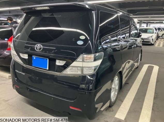 Toyota Vellfire 2010