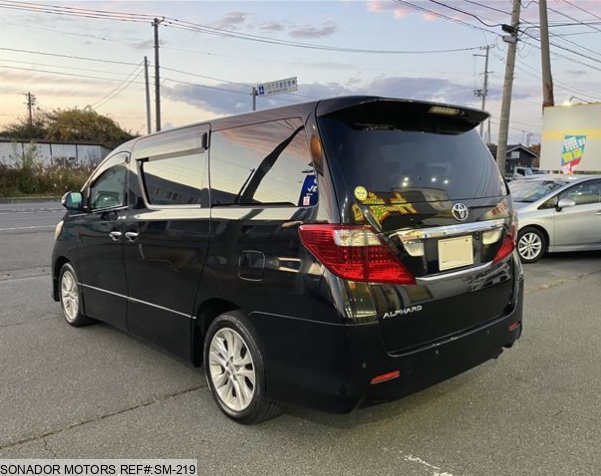 Toyota Alphard 2008