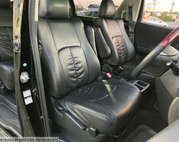 Toyota Alphard 2008