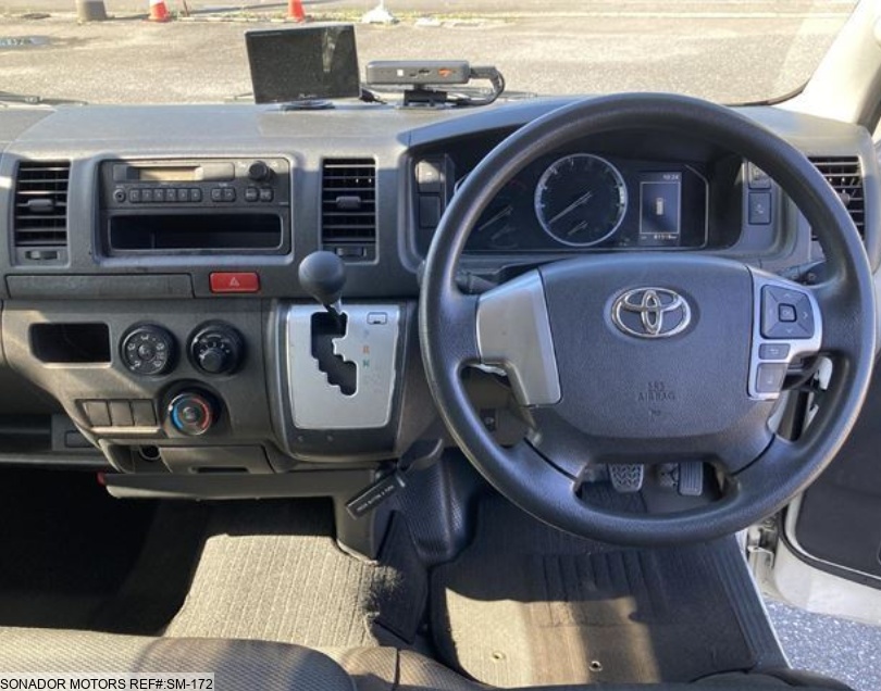 Toyota Hiace Van 2022