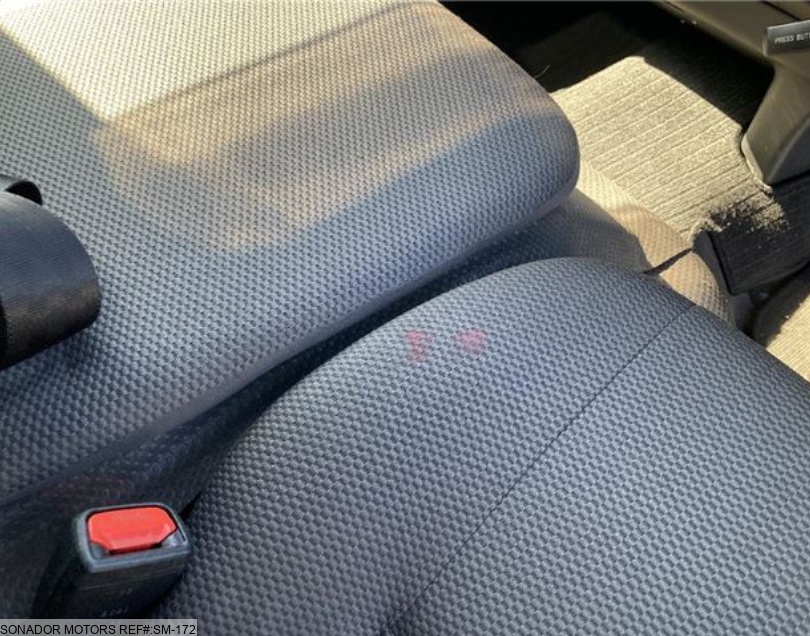 Toyota Hiace Van 2022