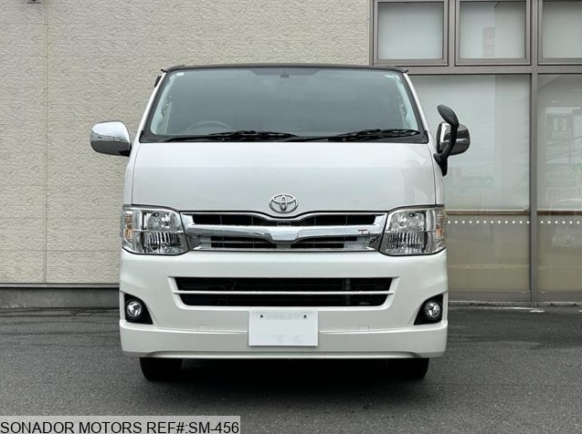 Toyota Hiace Van 2010