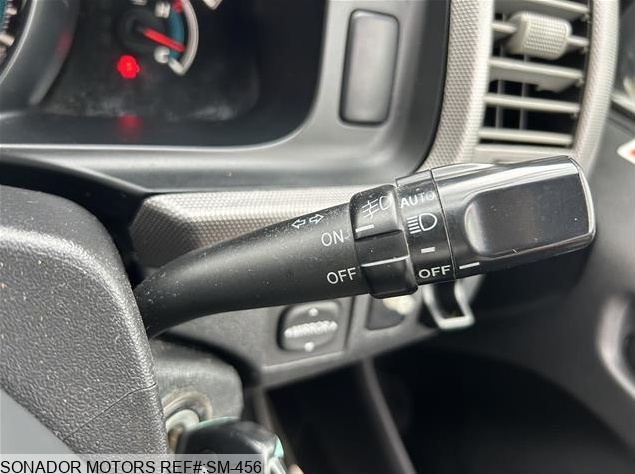 Toyota Hiace Van 2010