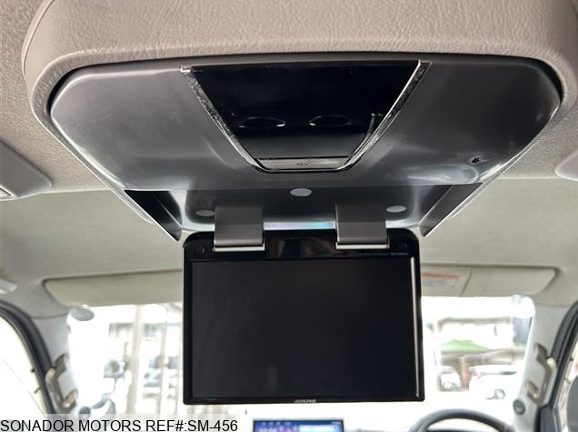 Toyota Hiace Van 2010