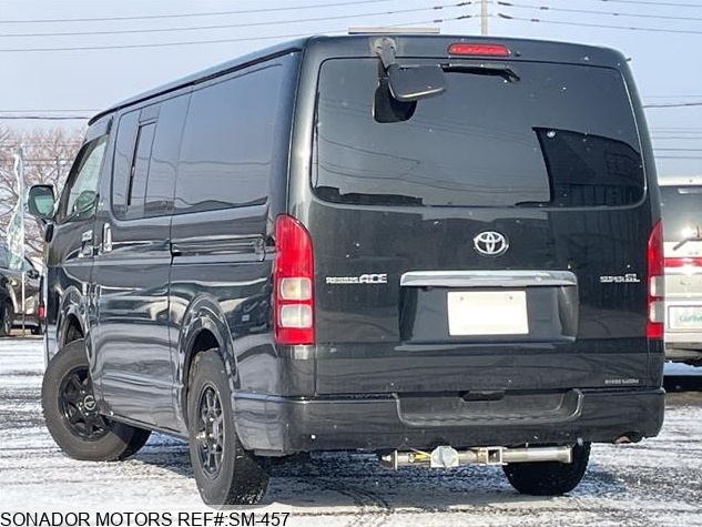 Toyota Hiace Van 2013