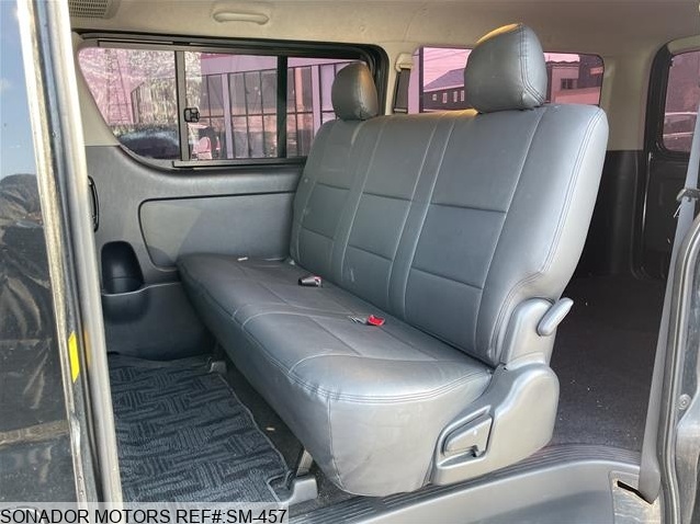 Toyota Hiace Van 2013