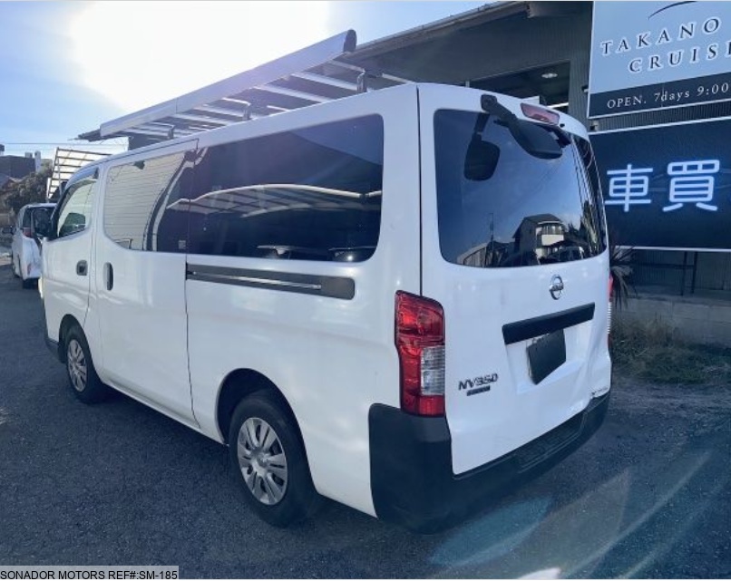 Nissan Caravan 2014