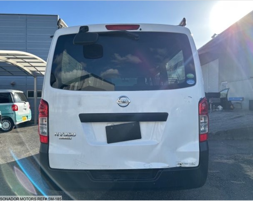 Nissan Caravan 2014